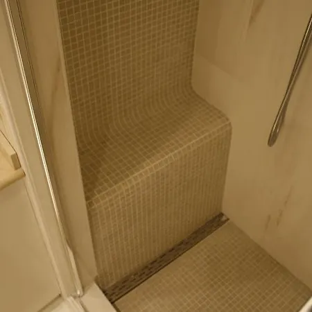 아파트 Alassio Bnb Apartments 알라시오
