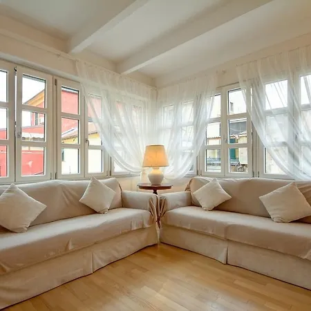 Alassio Bnb Apartments * אלסיו