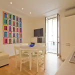 アパート Alassio Bnb Apartments