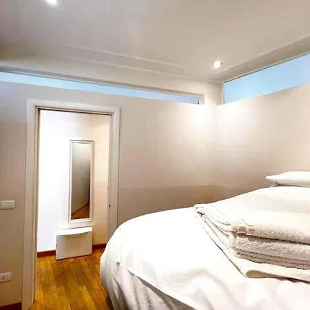 Alassio Bnb Apartments * אלסיו